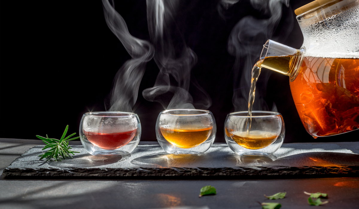 Can Brewed Tea Get Moldy? (Causes and Prevention!) Mariposa Brewing